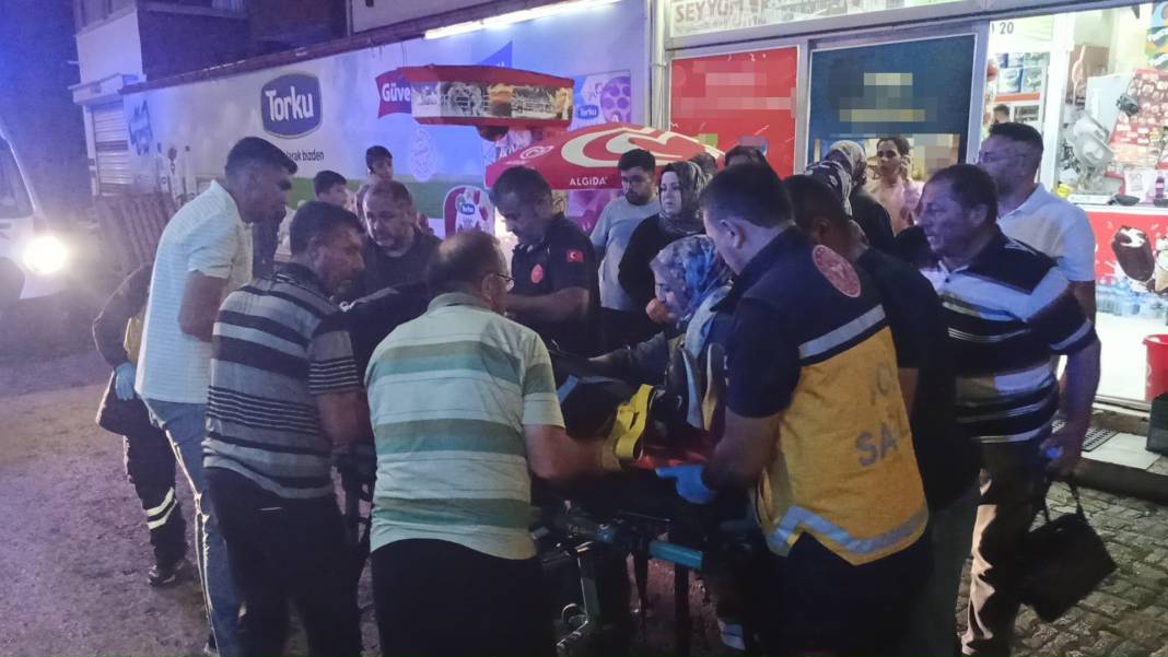 Konya'da otomobille motosiklet çarpıştı! 3 yaralı 2